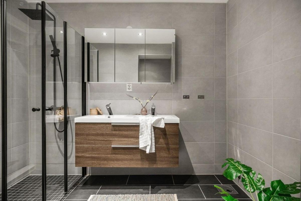 Homerentals L 120Sqm Mid-Central - King Beds - 500Mbps Wi-Fi Bergen Exteriör bild