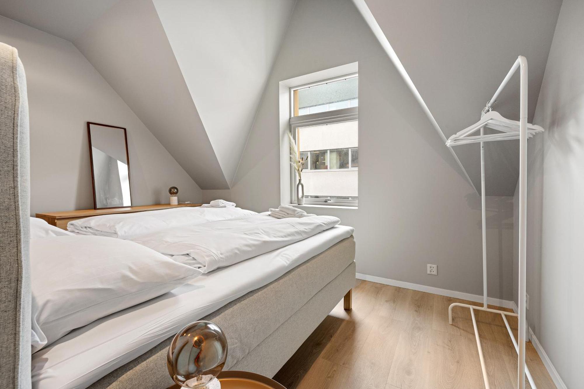 Homerentals L 120Sqm Mid-Central - King Beds - 500Mbps Wi-Fi Bergen Exteriör bild