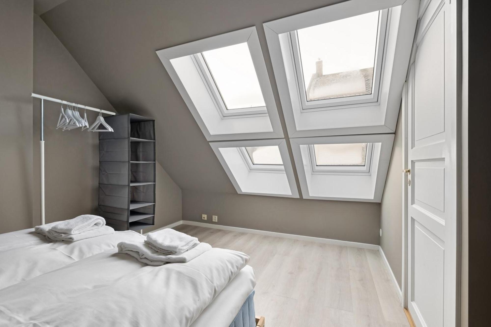 Homerentals L 120Sqm Mid-Central - King Beds - 500Mbps Wi-Fi Bergen Exteriör bild